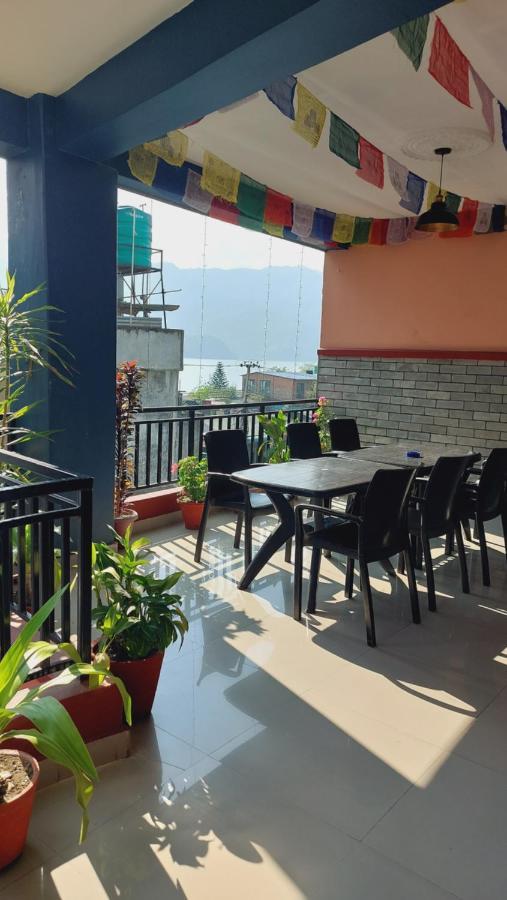 Golden Lake Pokhara Eksteriør bilde